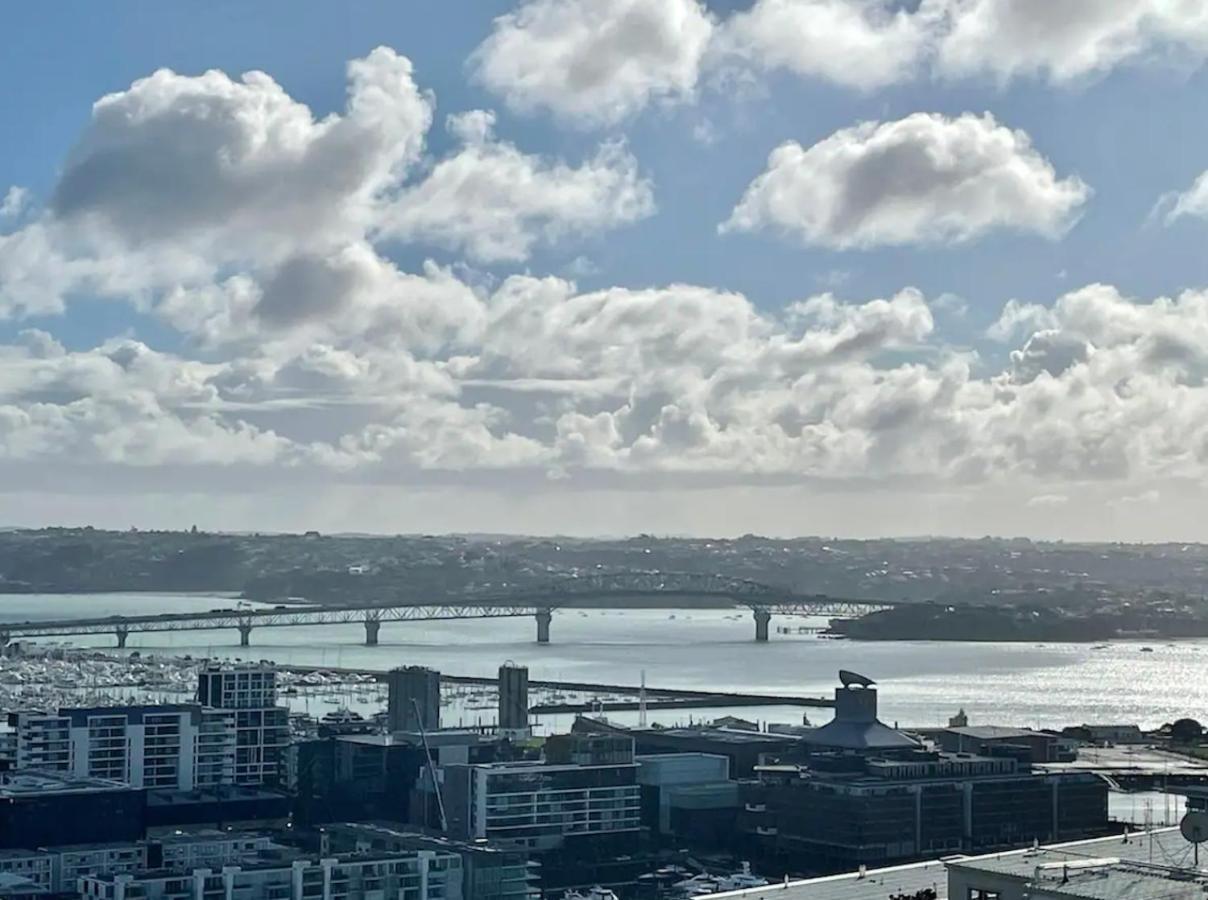 Skytower View And Seaview 2 Bedroom Apartment Auckland Exteriör bild